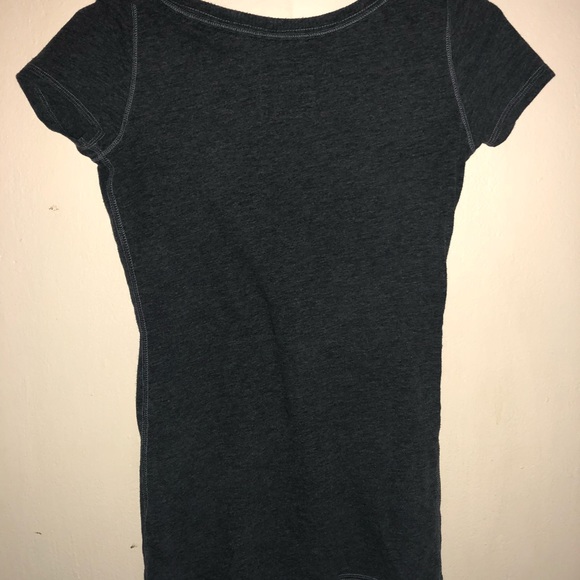 Hollister Deep V-Neck T-Shirt - Picture 2 of 2
